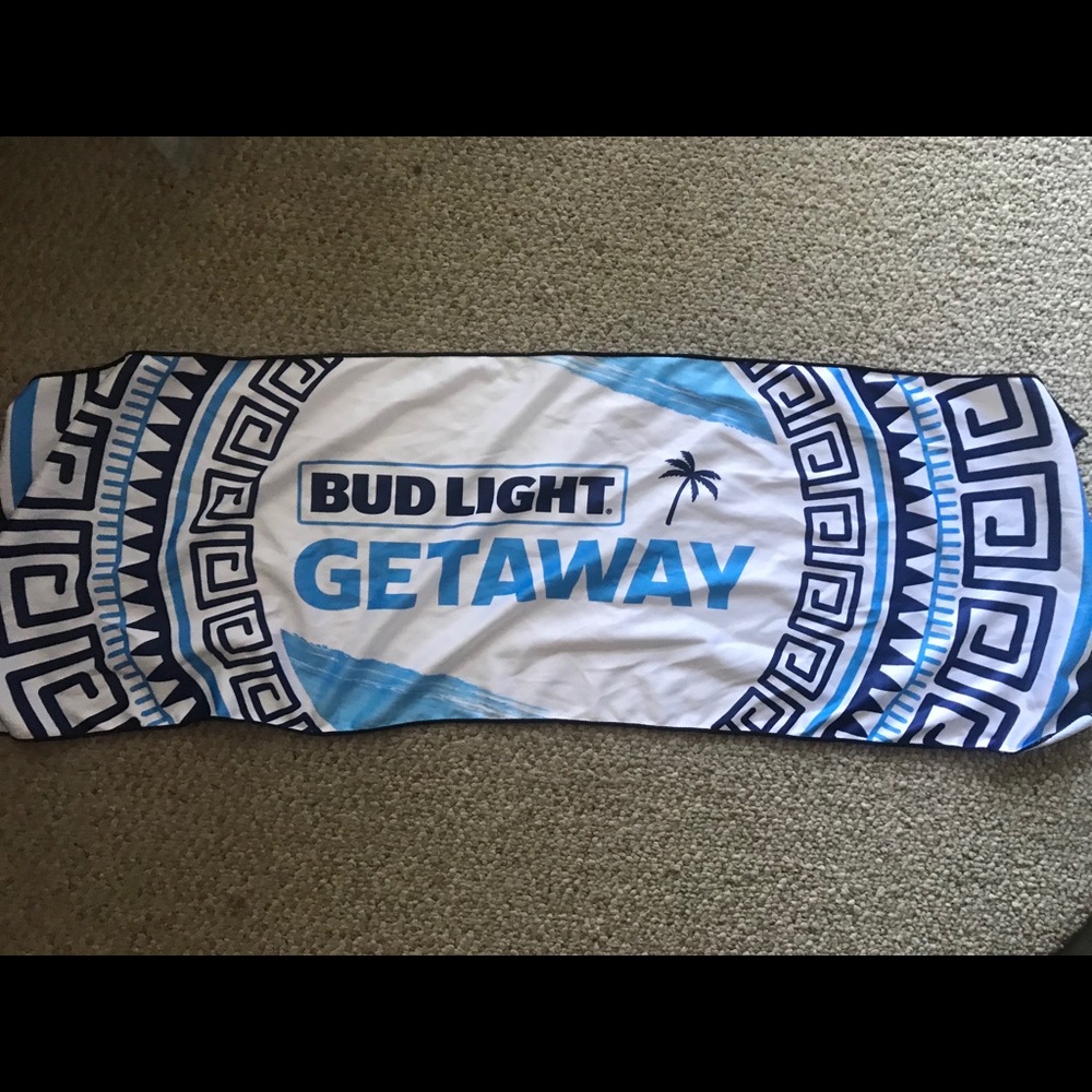 2 Brand new bud light bandannas